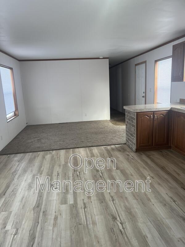 Building Photo - 3512 Kelly St