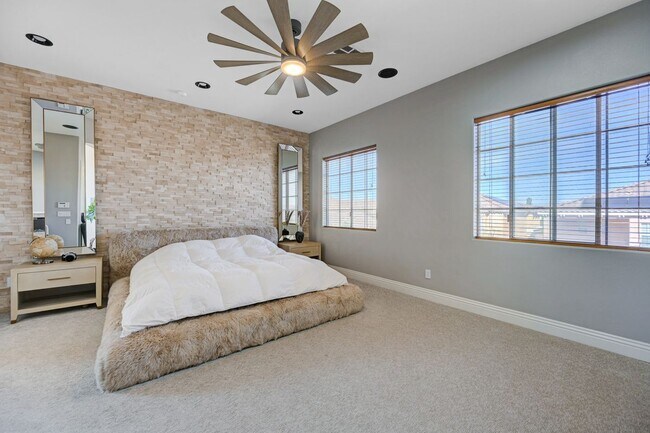 Building Photo - 9738 Bear Trap Ct