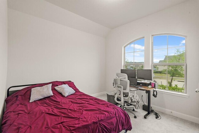 Building Photo - 10943 Water Hyssop Ln