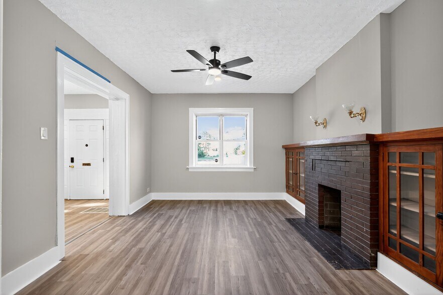 Building Photo - 4152 Delmar Blvd