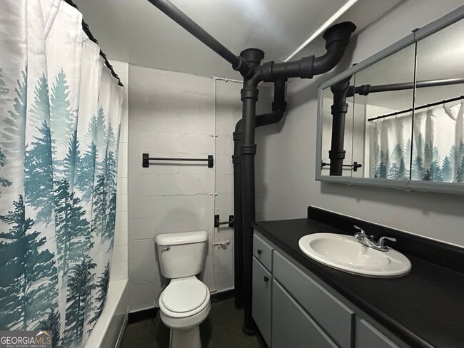 Building Photo - 36 Mitchell St