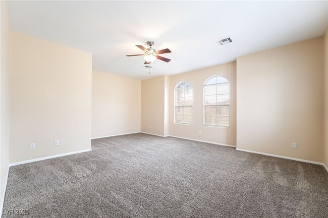 Building Photo - 744 Blue Barrel St