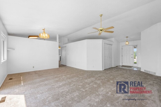 Building Photo - 2192 Marigold St