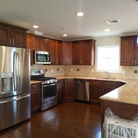 Beautiful Kitchen - 6119 Newkirk Ave