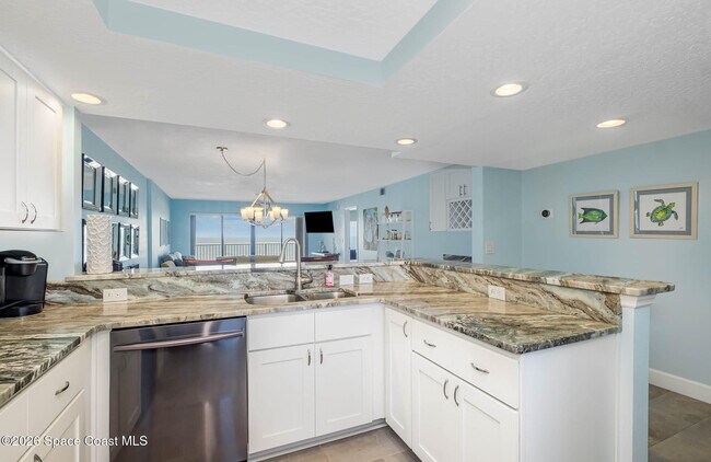Building Photo - 295 Jimmy Buffett Mem Hwy