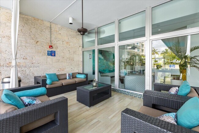 Building Photo - 1200 West Ave