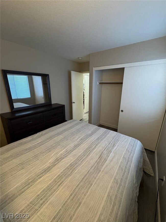 Building Photo - 2050 Towering Pines St