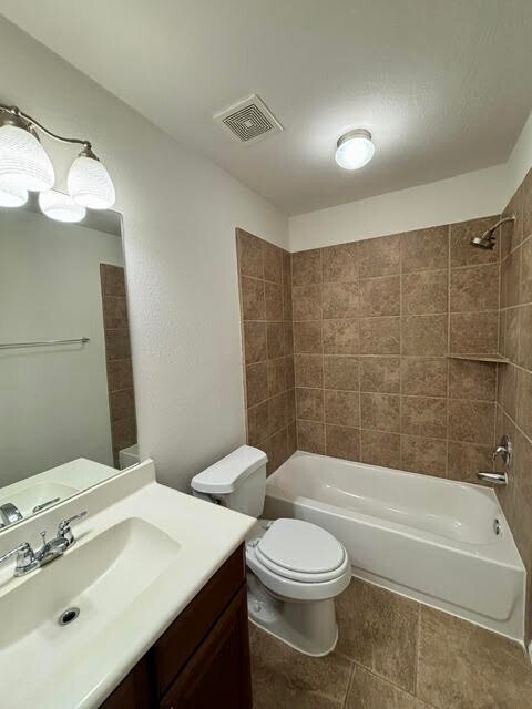 Building Photo - 24127 Auburn Woods Ct