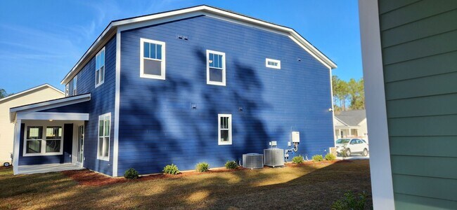 Building Photo - Serene Lowcountry Pondside Home!