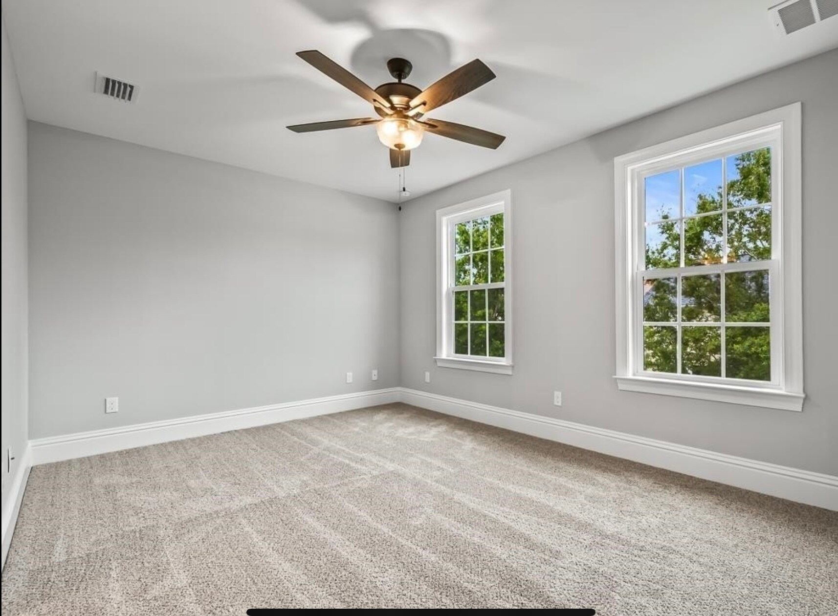 Building Photo - 10 Old Courthouse Way