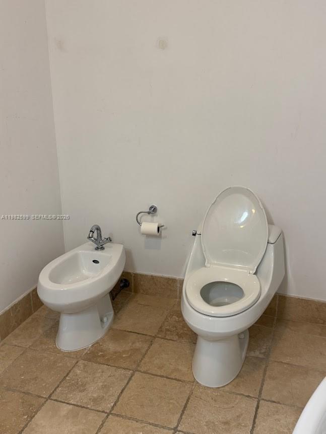 Building Photo - 18201 Collins Ave