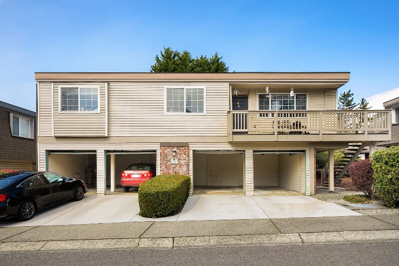 Building Photo - 14314 NE 7th Pl