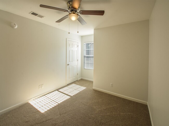 Building Photo - Built in 2019. 4 beds, 2.5 bath home with easy access to 51 and 385.