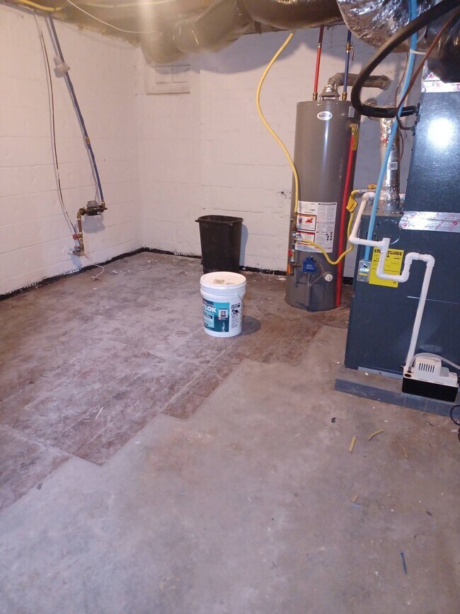 Building Photo - 3128 N Keystone Ave