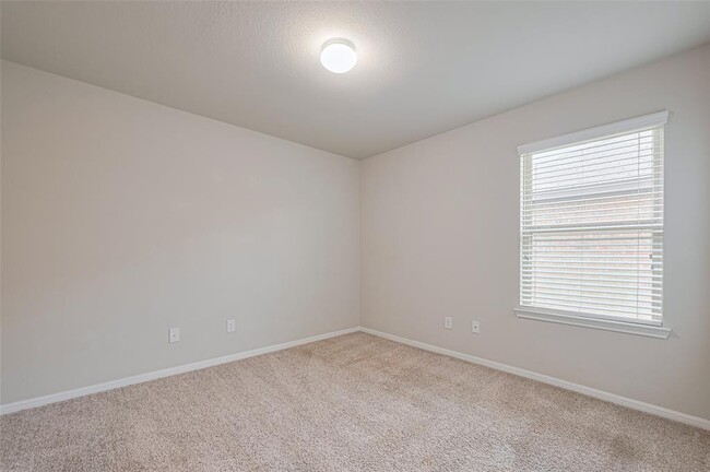 Building Photo - 3010 Veeder Pass Ln