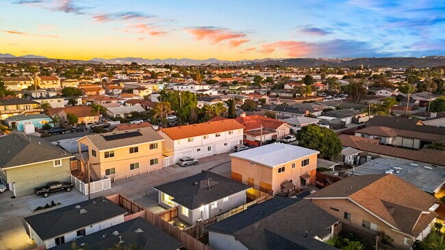 Building Photo - 1135 Florida St