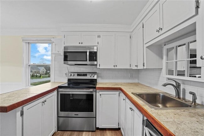 Building Photo - 310 Old Mill Ln