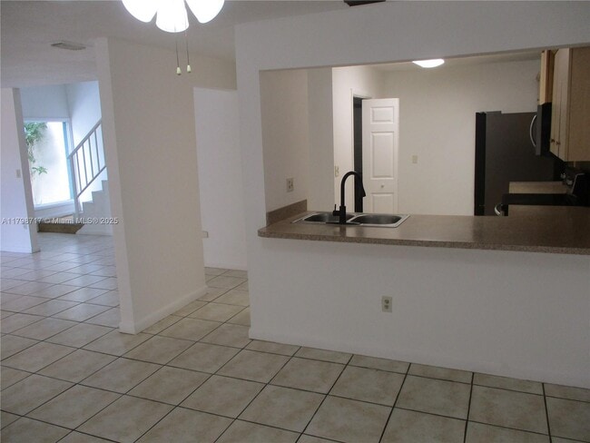 Building Photo - 10832 SW 72nd St