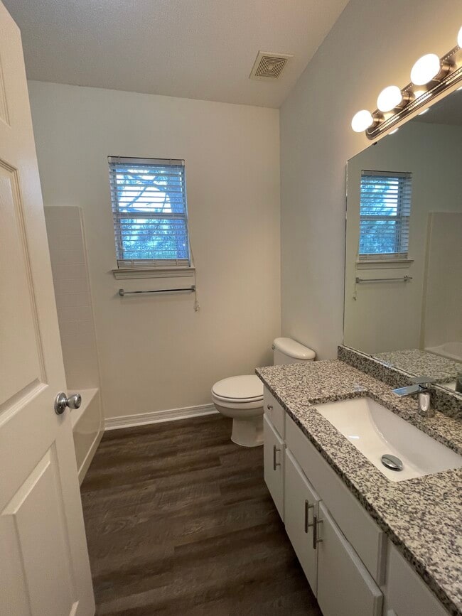 Building Photo - 175 White Heron Dr
