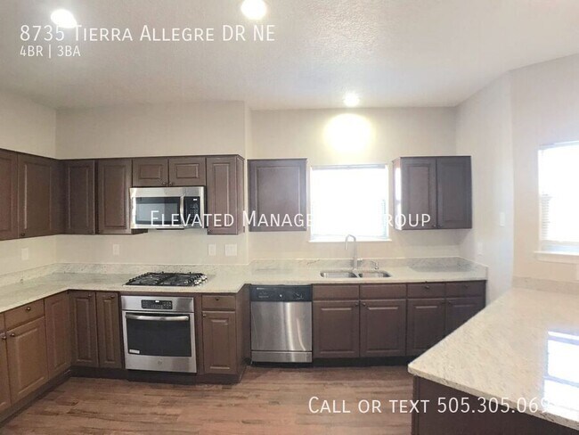 Building Photo - 8735 Tierra Alegre Dr NE