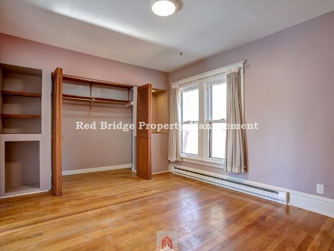 Building Photo - 5022 NE 23rd Ave