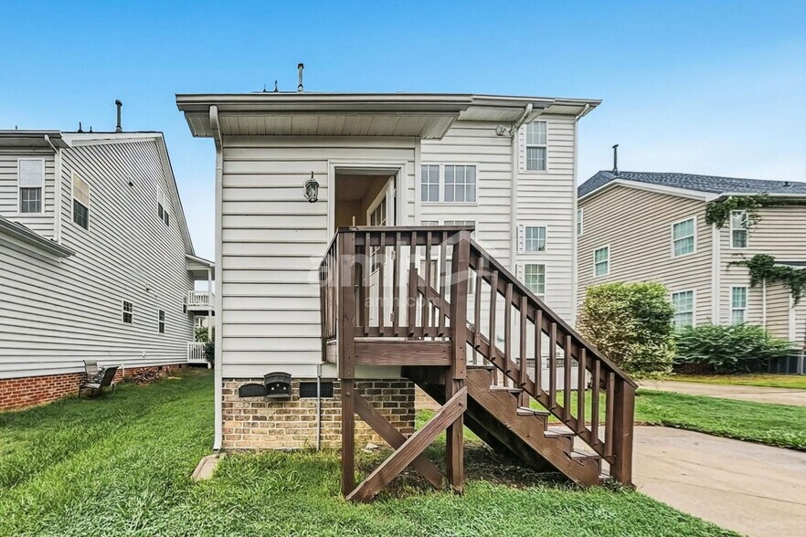 Building Photo - 113 Bally Shannon Way