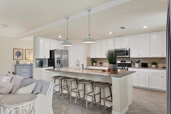 Building Photo - 5921 Wake Forest Run