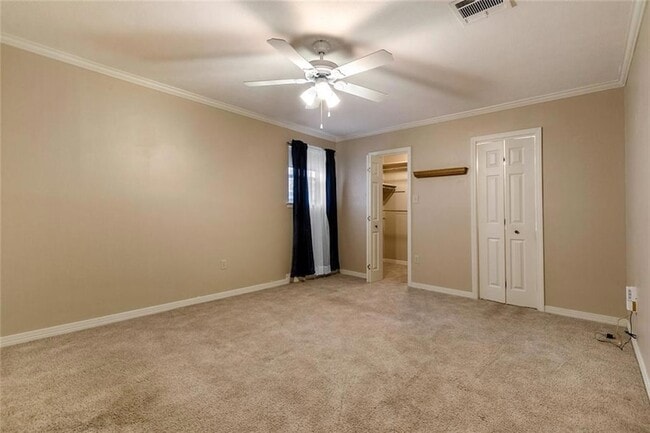 Building Photo - 4713 Ithaca St