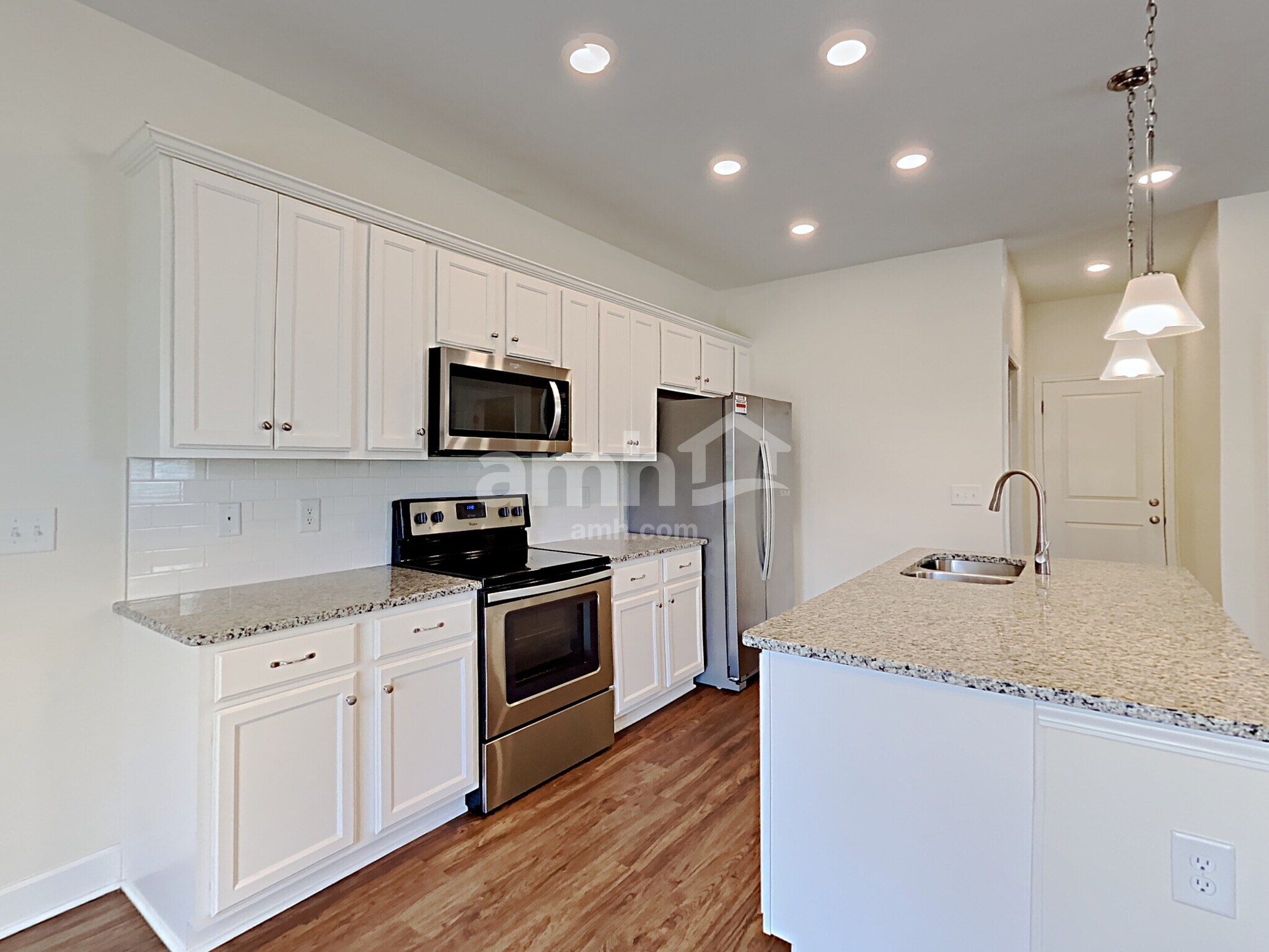 Building Photo - 701 Drema Ct