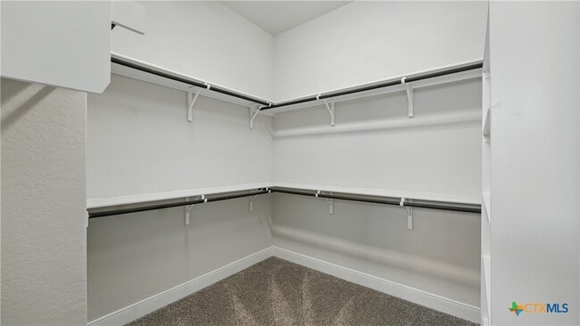 Building Photo - 1606 Folk Victorian Rd