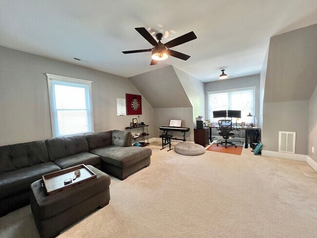 Building Photo - Gorgeous Custom Built 4BD, 3BA Holly Springs Home with Home Gym Setup and Fenced In Yard