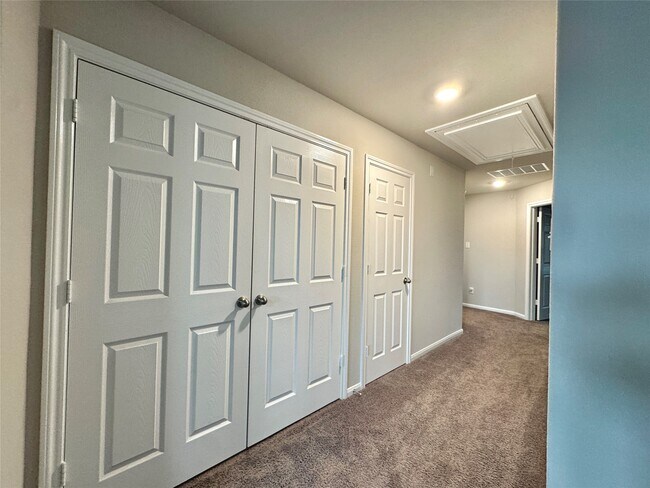 Building Photo - 9850 Copper Ranch Trail