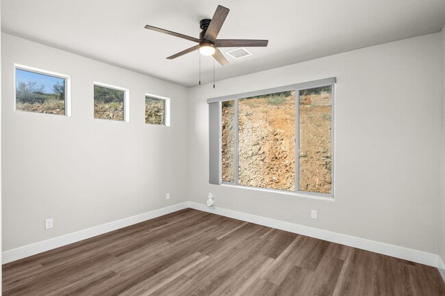 Building Photo - 15689 E Orch Vw Rd