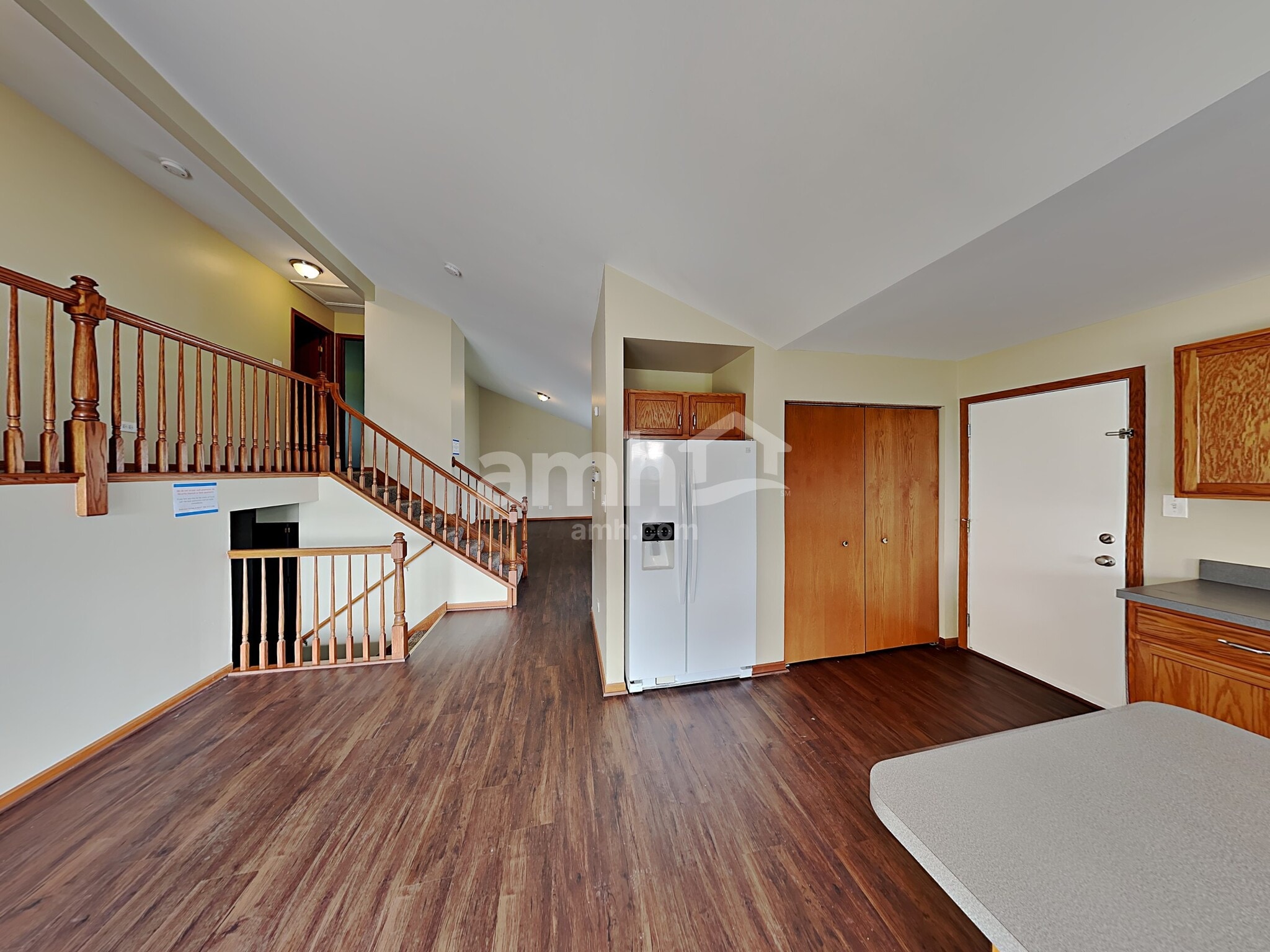 Building Photo - 26251 W Bayberry Ct