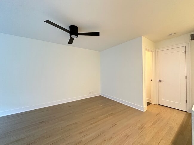 Building Photo - 959 W Grace St