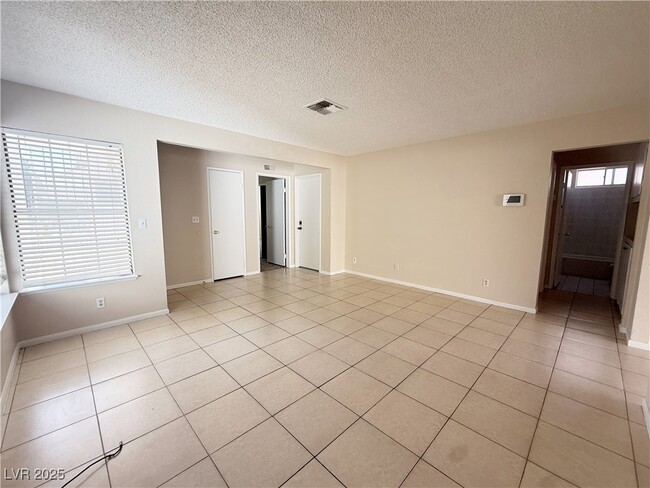 Building Photo - 6568 Gazelle Dr