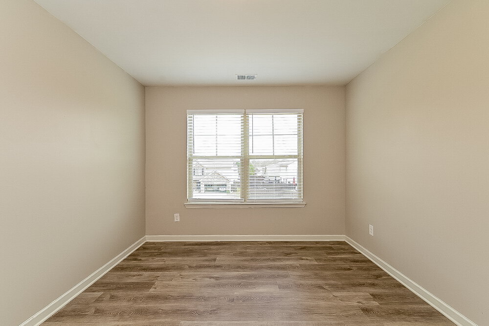 Building Photo - 11097 Wind Ridge Dr