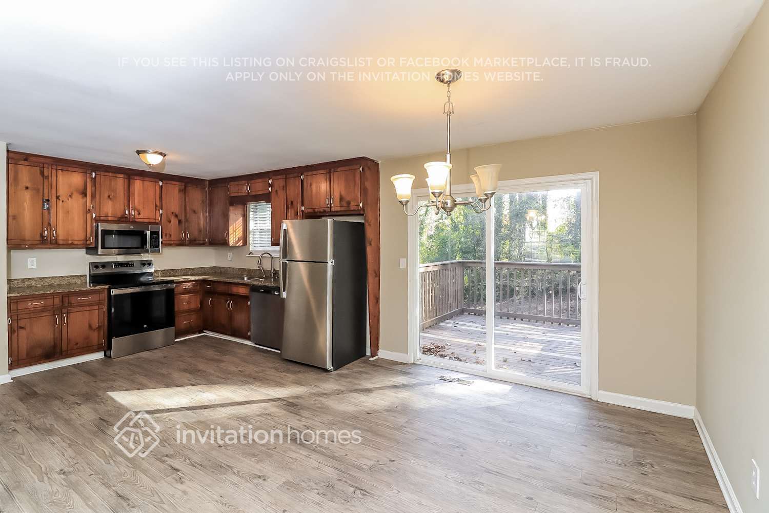 Building Photo - 2298 Chestnut Log Loop