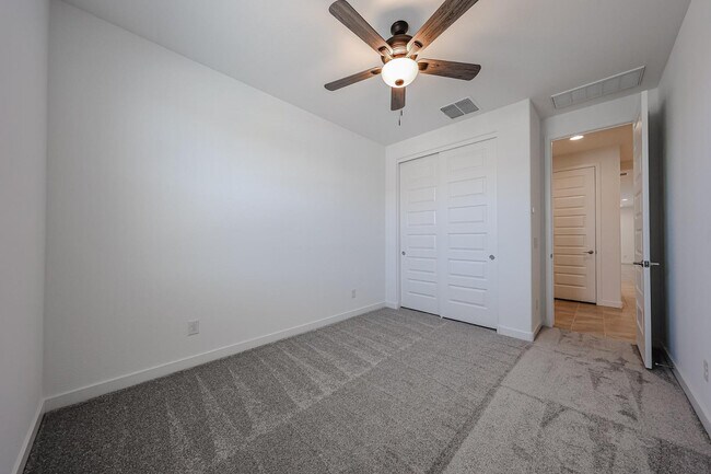 Building Photo - 17347 W Gray Fox Trl