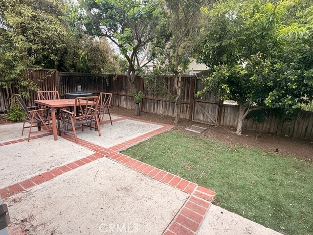 Building Photo - 6 Coral Tree Ln