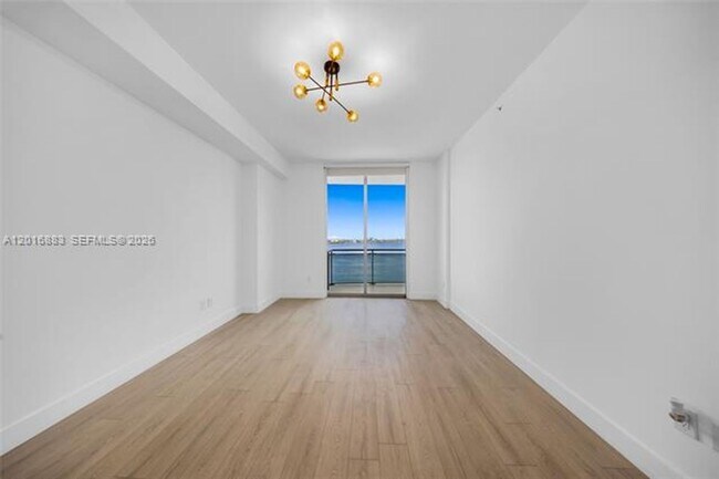 Building Photo - 7901 Hispanola Ave