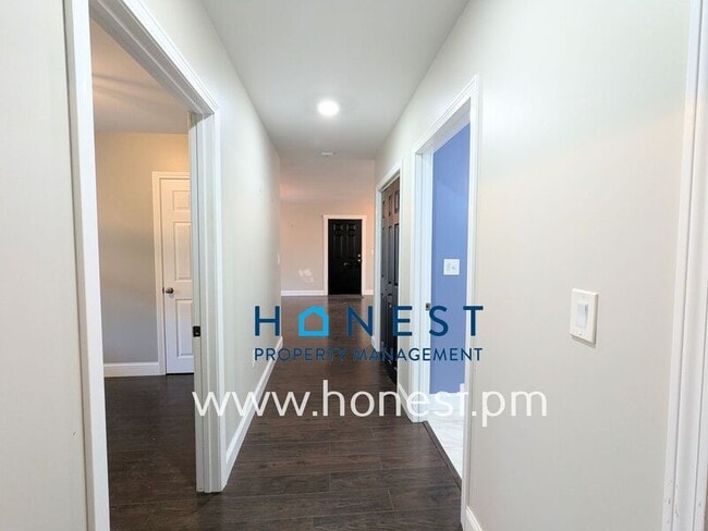 Building Photo - 20 Lexi Ln