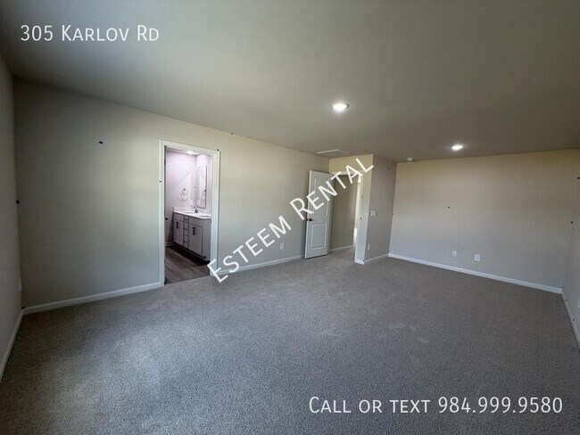 Building Photo - 305 Karlov Rd