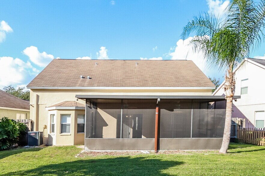 Building Photo - 10808 Newbridge Dr