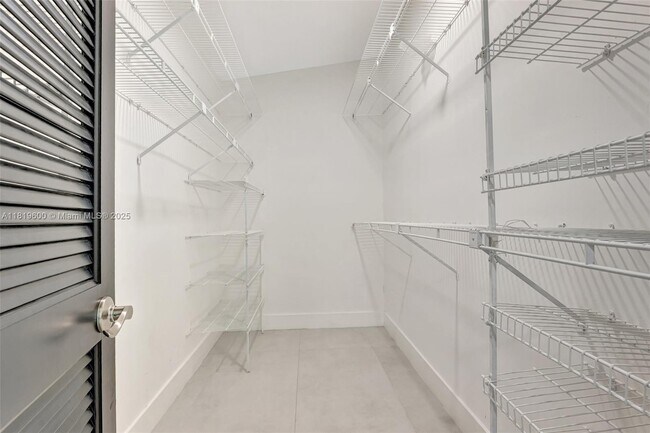 Building Photo - 8360 NW 51st Ct