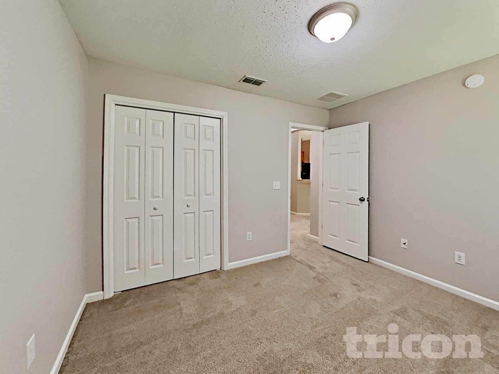 Building Photo - 10979 Apple Blossom Trail E