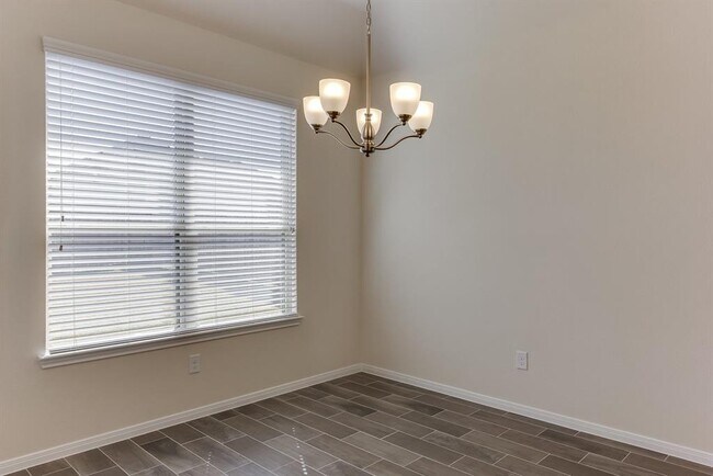 Building Photo - 1515 Holly Chase Ct