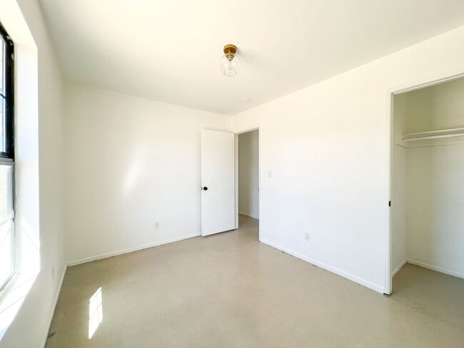 Building Photo - A Newly Remodeled 3 Bedroom