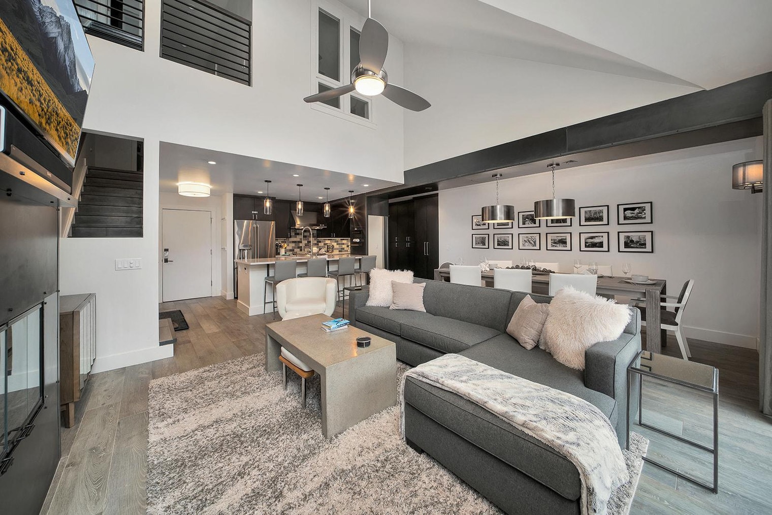 Building Photo - 113 Lost Creek Ln