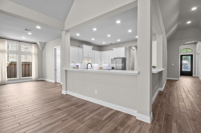 Building Photo - 28348 Sterling Oak Dr
